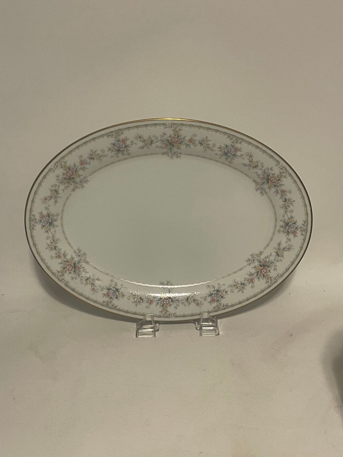 APPLIQUE 14" PLATTER