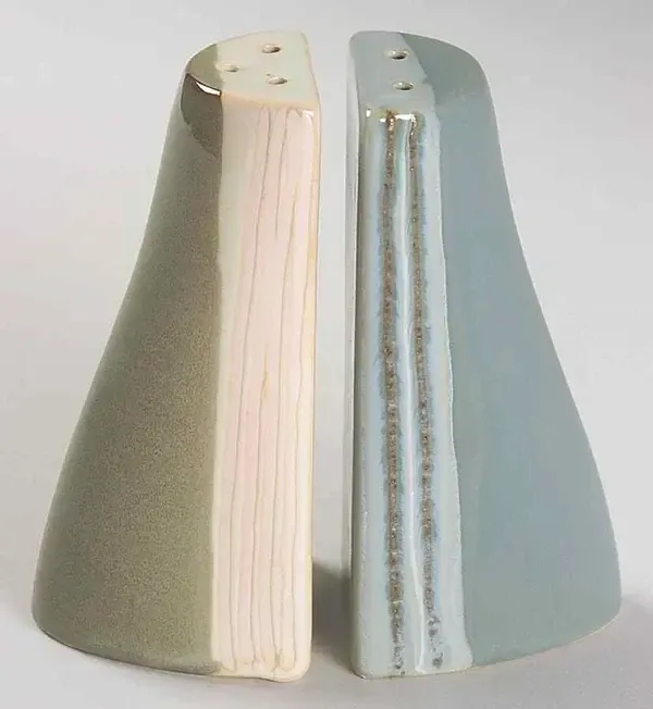 FARBERWARE LATITUDES SALT &amp; PEPPER