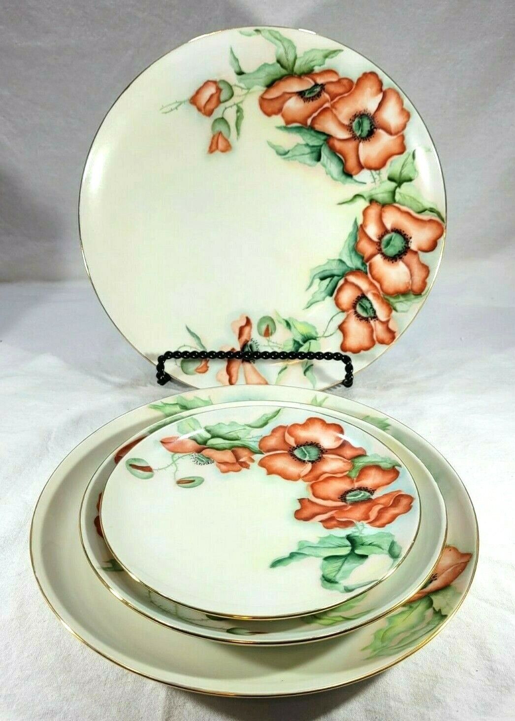 ORANGE FLORAL HAND-PAINTED PLATE SET