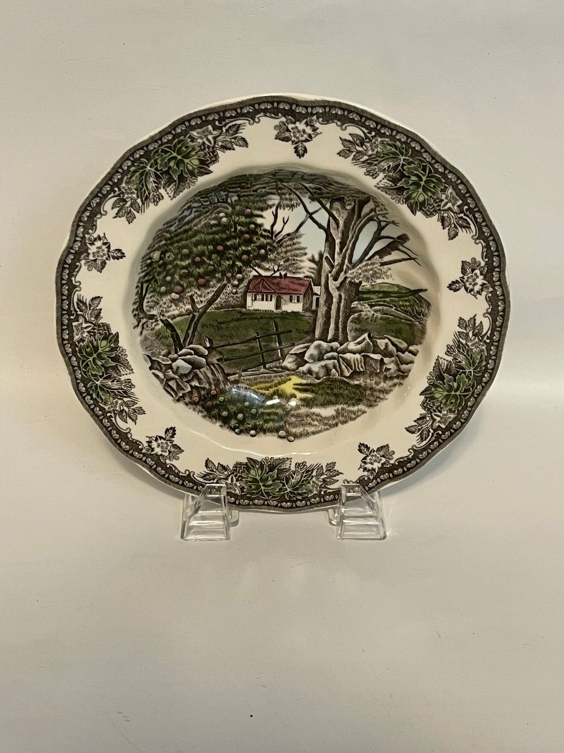 FRIENDLY VILLAGE 1883 RIM SOUP 8 5/8"