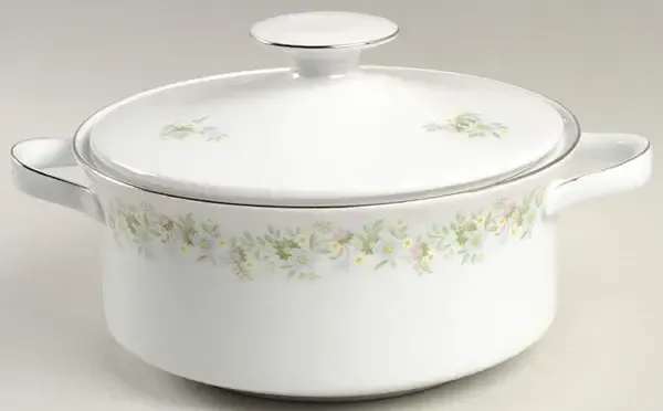 FOREVER SPRING ROUND COVERED VEGETABLE BOWL 8&quot;