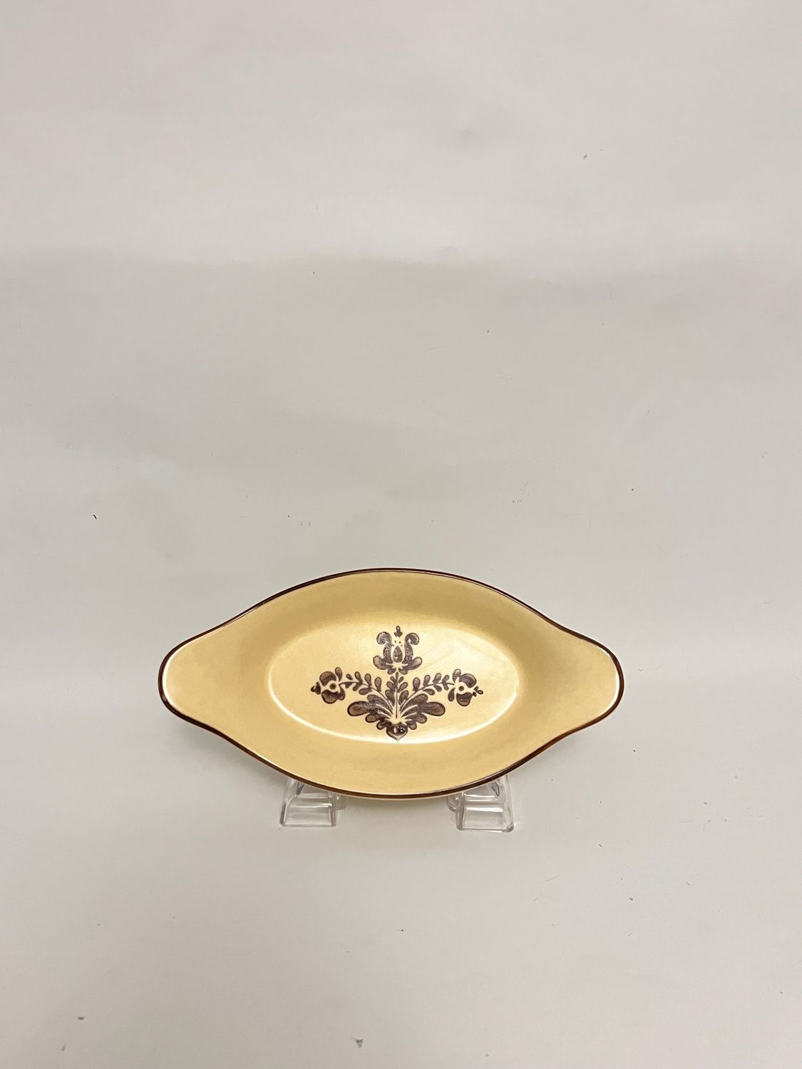 VILLAGE  AUGRATIN  DISH USA 8"