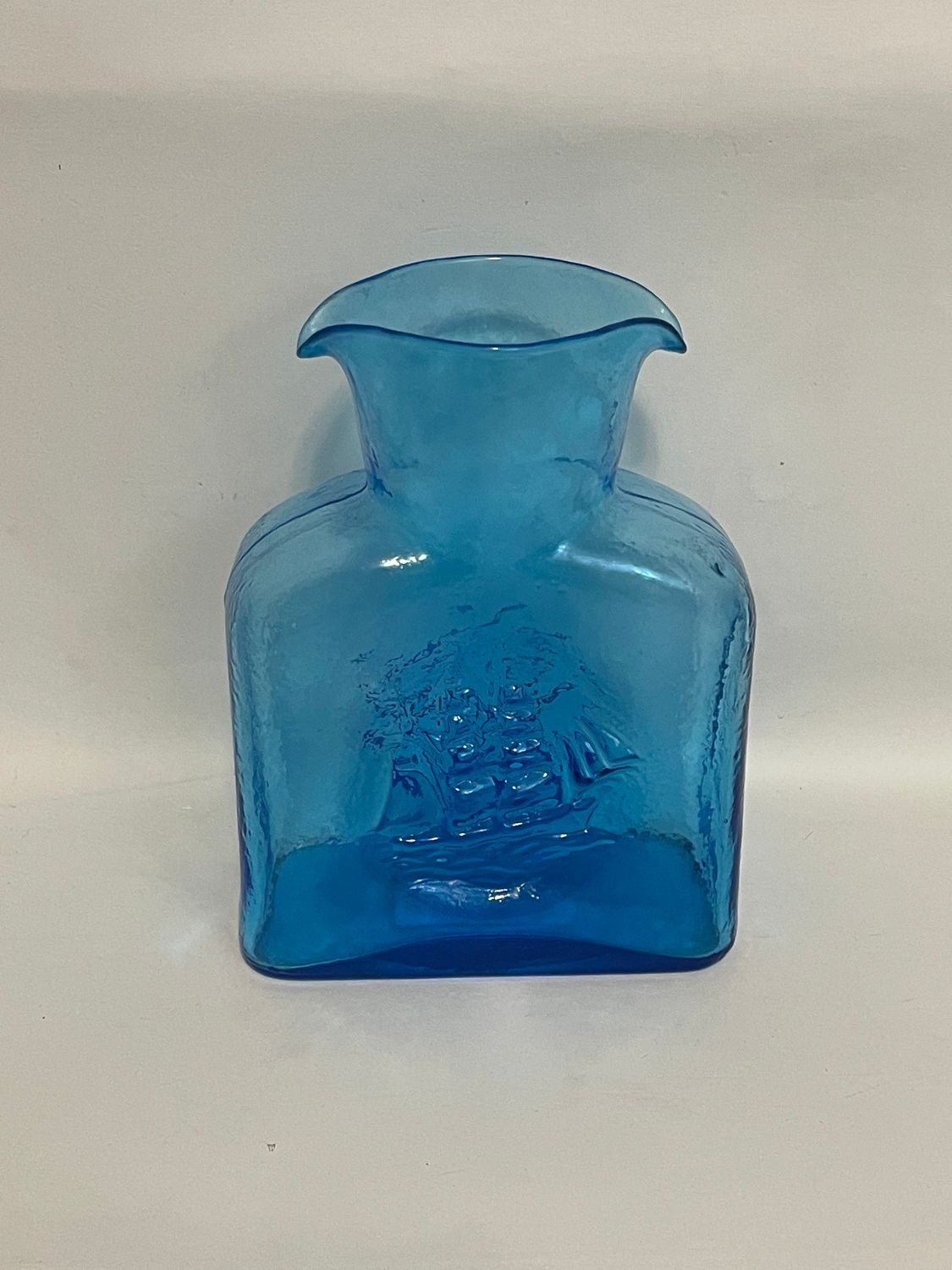 GLASS DOUBLE SPOUT PITCHER CARAFE  BLUE