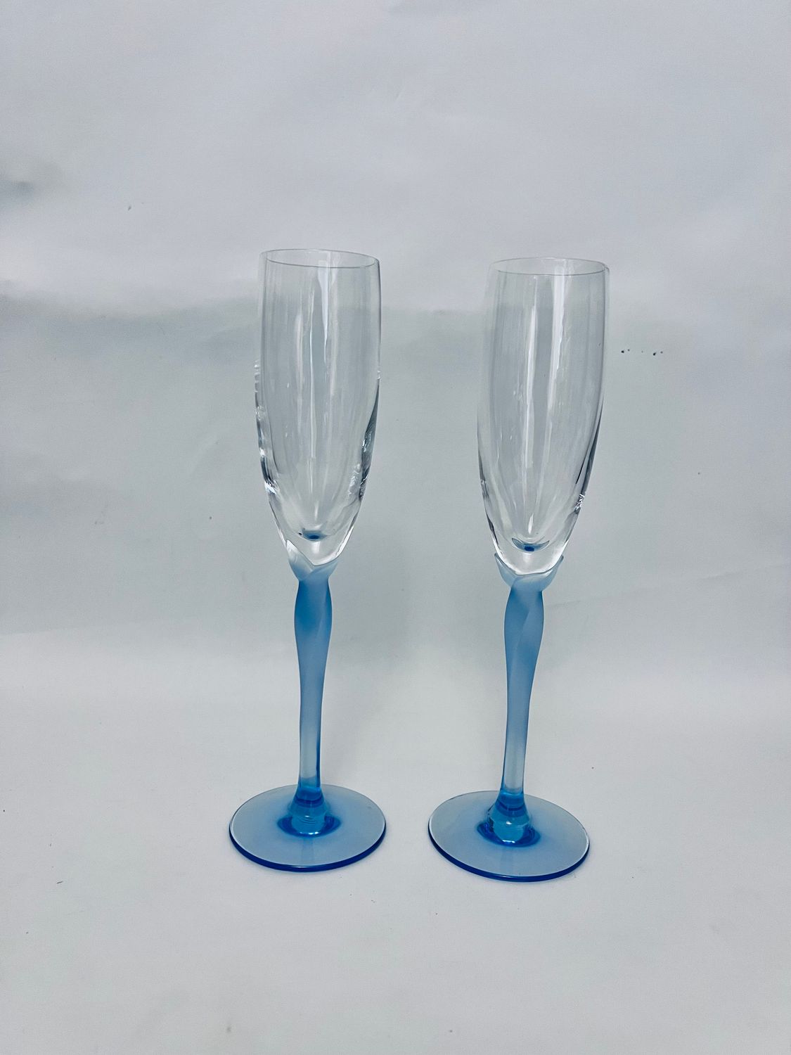 SPRING MIST BLUE FLUTED WINE / CHAMPAGNE SET OF 2
