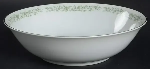 MONTCLAIR ROUND VEGETABLE BOWL  9 1/8&quot;