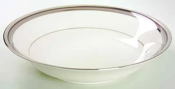 PLATINUM LIGHTS COUPE SOUP BOWL 7 5/8&quot;