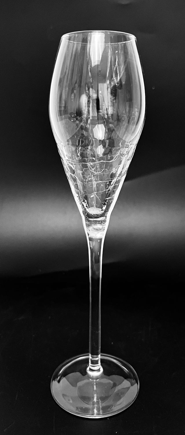 REFLECTIONS CHAMPAGNE GLASS 9 7/8"