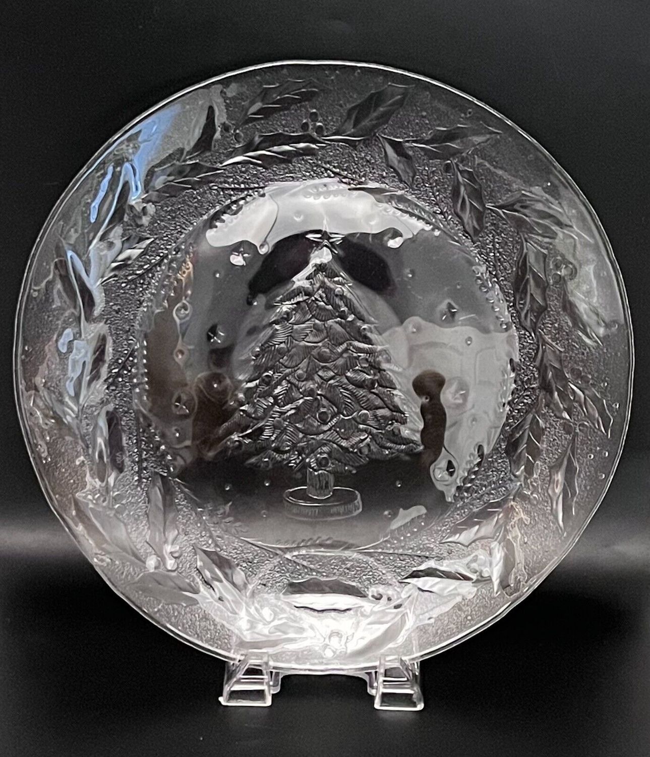 HOLLY TREE 13" ROUND PLATTER