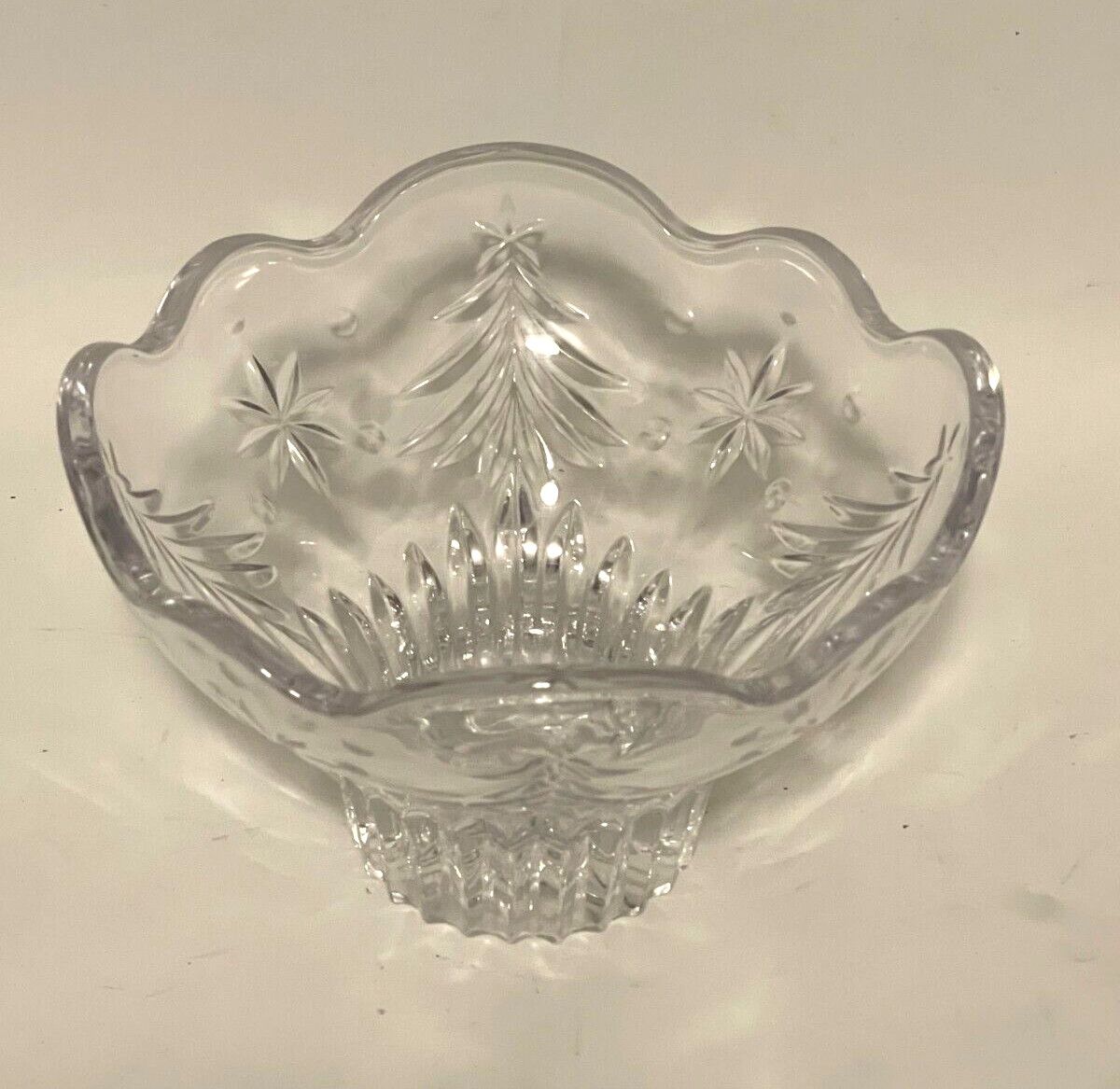 CHRISTMAS NIGHT CRYSTAL BOWL 6"