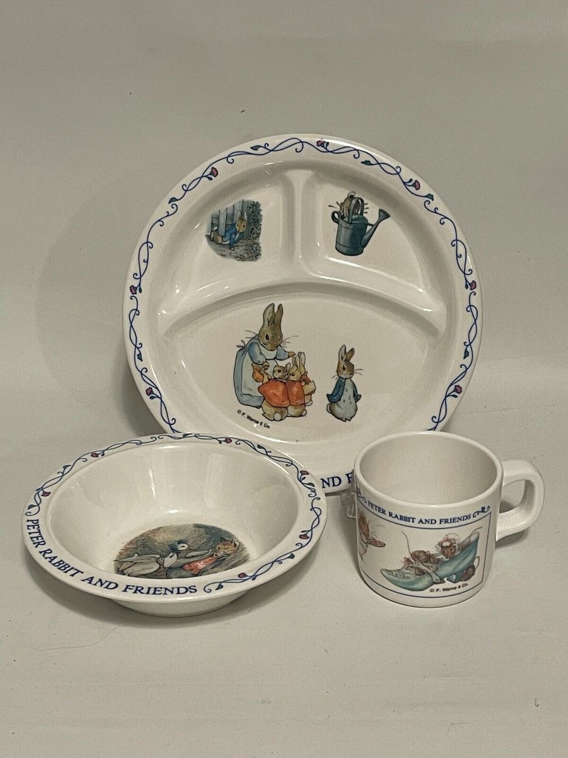 PETEr  RABBIT CHILDRENS  3 PIECE SET