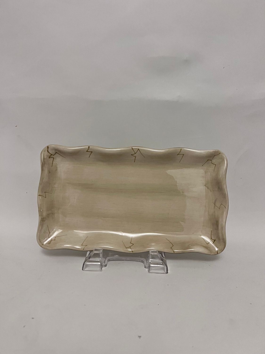 CABERNET TRAY 9 1/2"