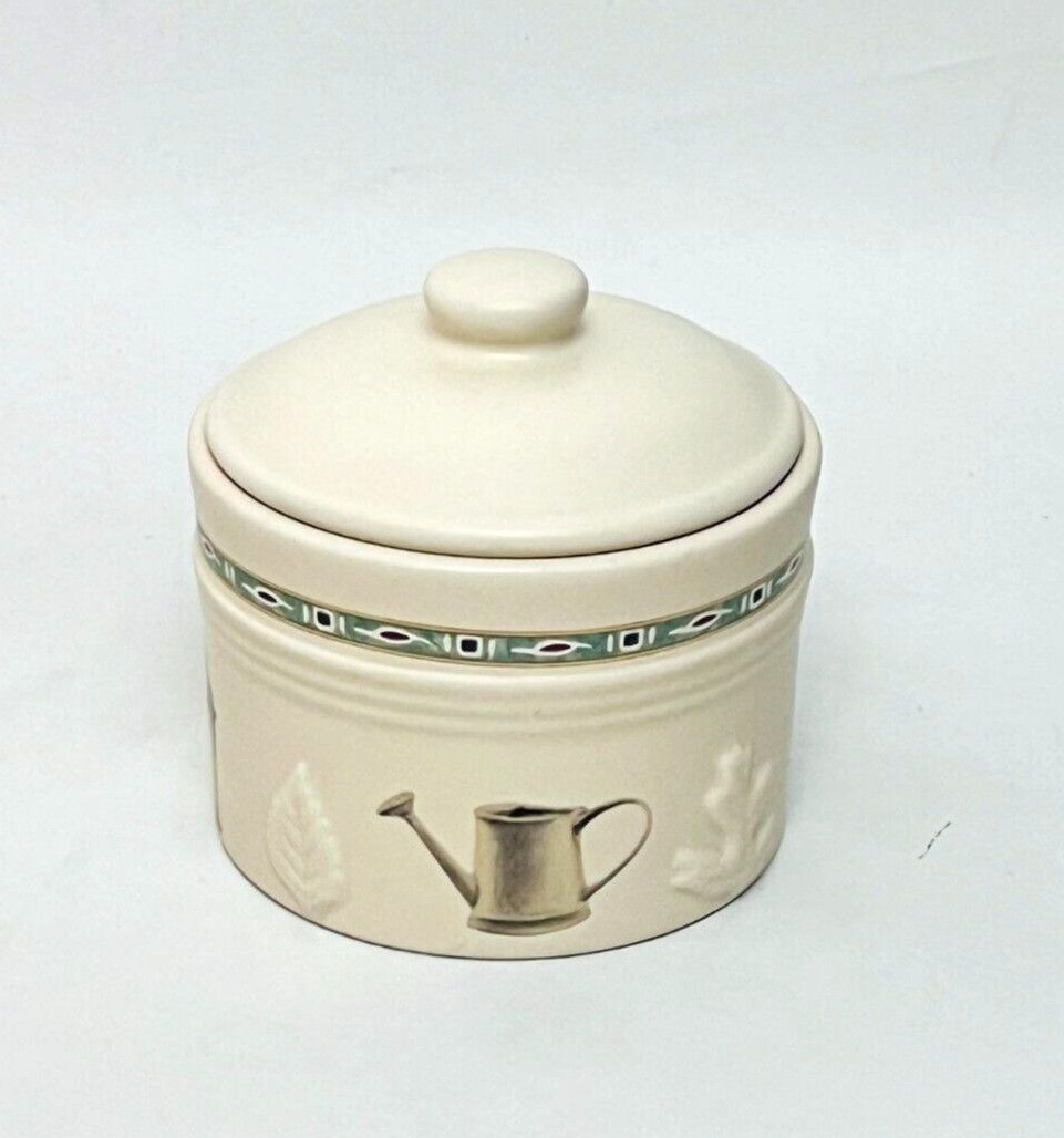 NATUREWOOD COTTON BALL HOLDER 3"