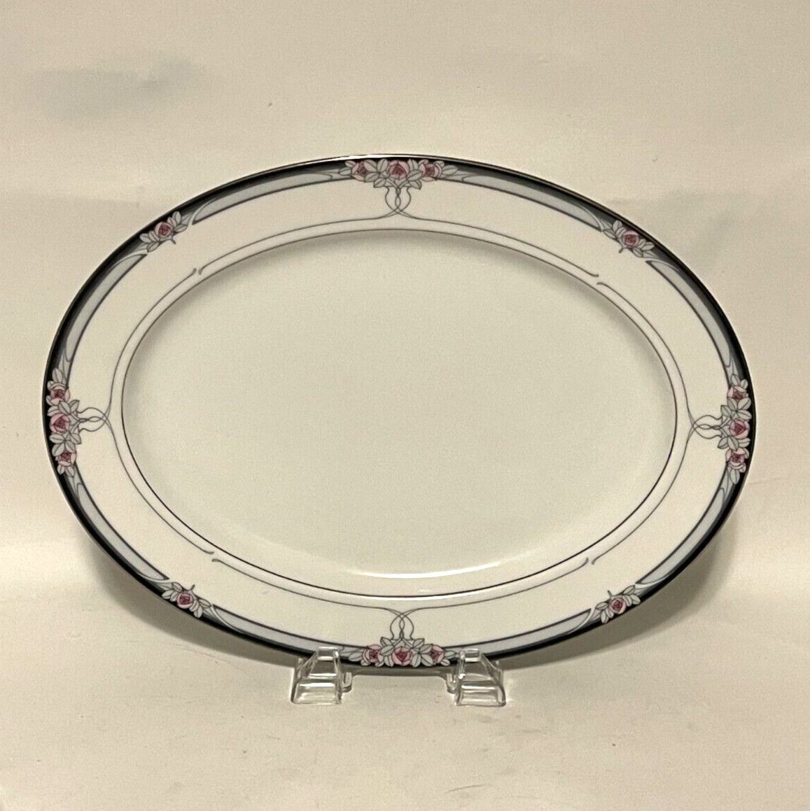 SEANCE OVAL PLATTER  13 5/8"