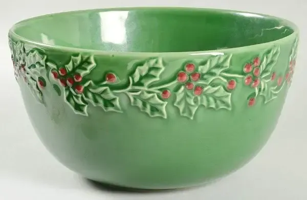 HOLLY &amp; BERRIES SALAD BOWL 10 5/8"