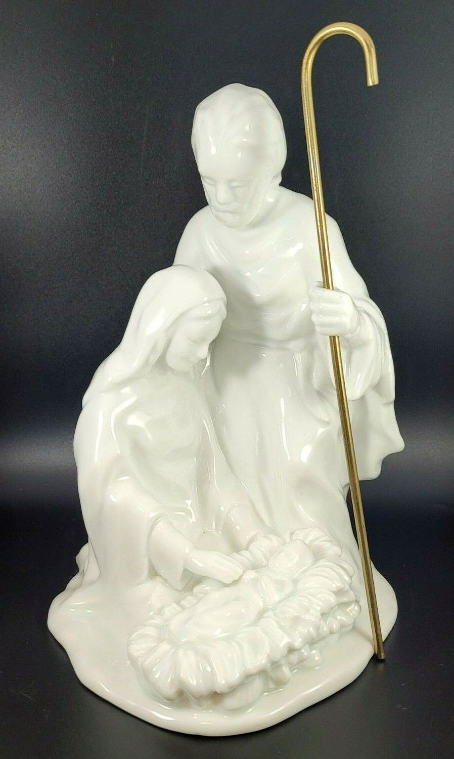 HOLY FAMILY  FIGURINE