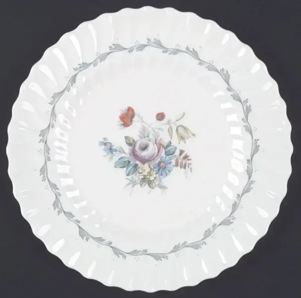 CHELSEA ROSE DINNER PLATE 10 3/8"
