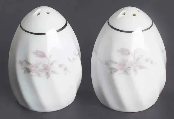 GTS1 PINK ROSES SALT &amp; PEPPER 5/6 HOLE