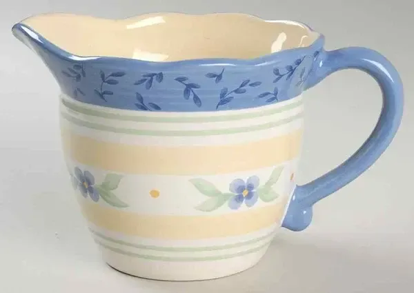 SUMMER BREEZE GRAVY BOAT 4 5/8"