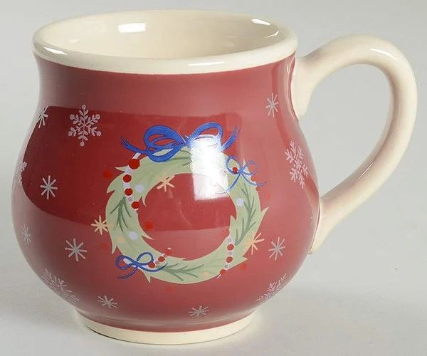 ALL THE TRIMMING POT BELLY MUG WREATH