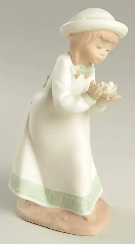 GOLDEN MEMORIES SWEET TRIO FIGURINE