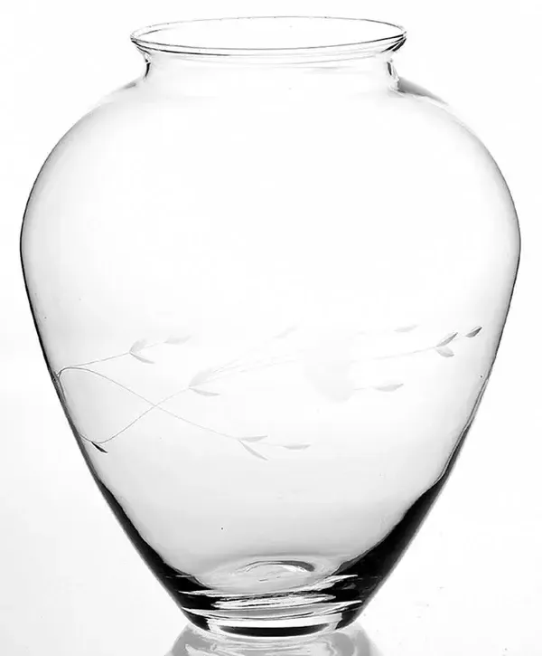 HERITAGE VASE