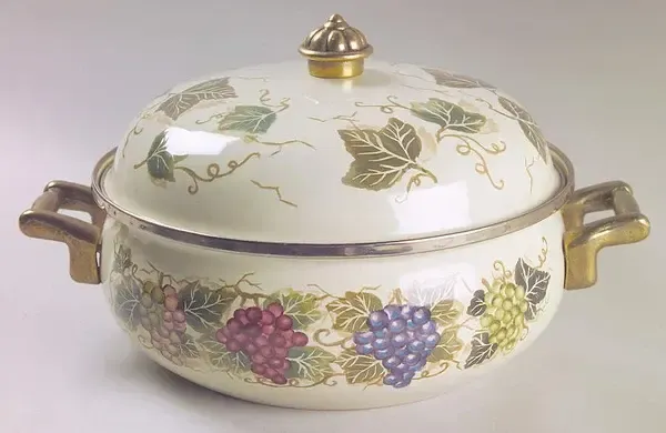 CABERNET SEMI SCALLOPED CASSEROLE 4QT