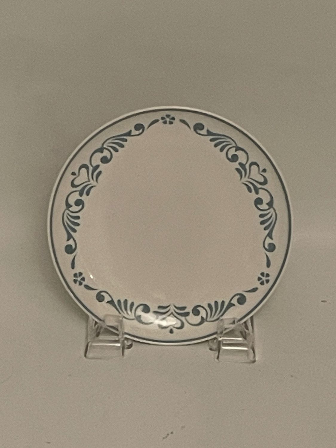 BLUE FANCY BREAD &amp; BUTTER PLATE