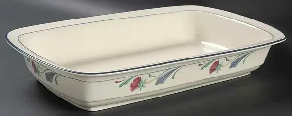 POPPIES ON BLUE BAKER RECTANGULAR 13"