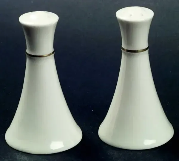 MIRAMAR SALT &amp; PEPPER