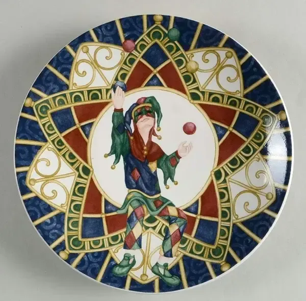 ROYAL HOLIDAY BUFFET PLATE 8 1/8"
