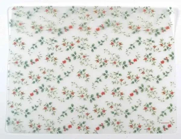 WINTERBERRY VINYL PLACEMATS 17 1/4"