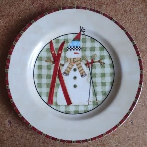 NORTH COUNTRY SNOWMEN SALAD/ DESSERT PLATE 8 1/4" SKI
