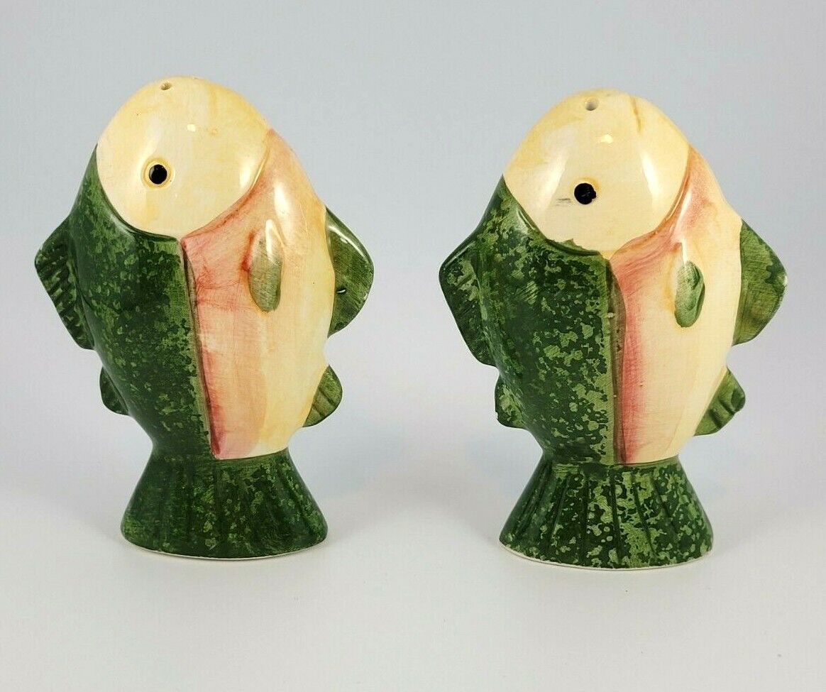 FIGURAL FISH SALT &amp; PEPPER SET 4"