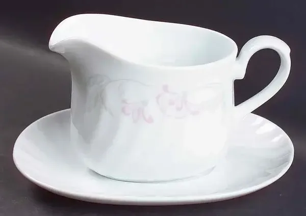PINK TRIO GRAVY BOAT &amp; UNDERPLATE