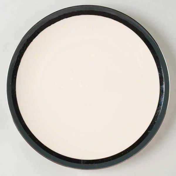 CONTESSA-BLACK SALAD PLATE 8 5/8"