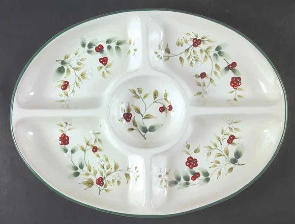 WINTERBERRY FIVE PART DIVIDED OVAL SERVER