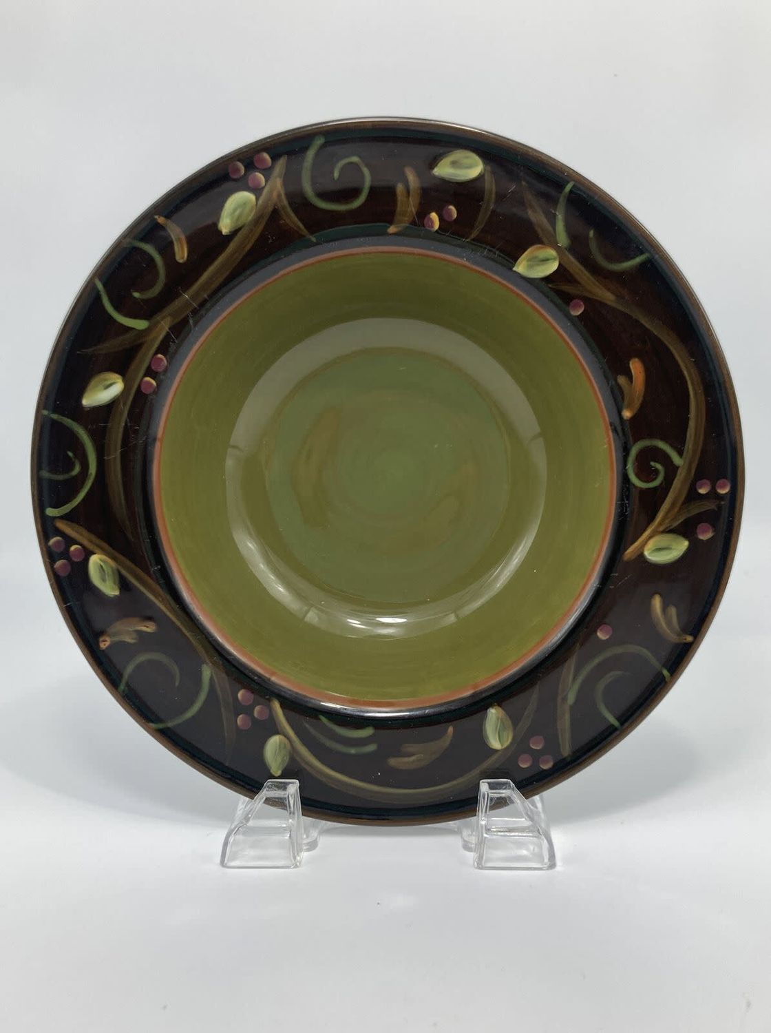 CHOCOLATE BERRIES SOUP BOWL 9" GREEN CENTER