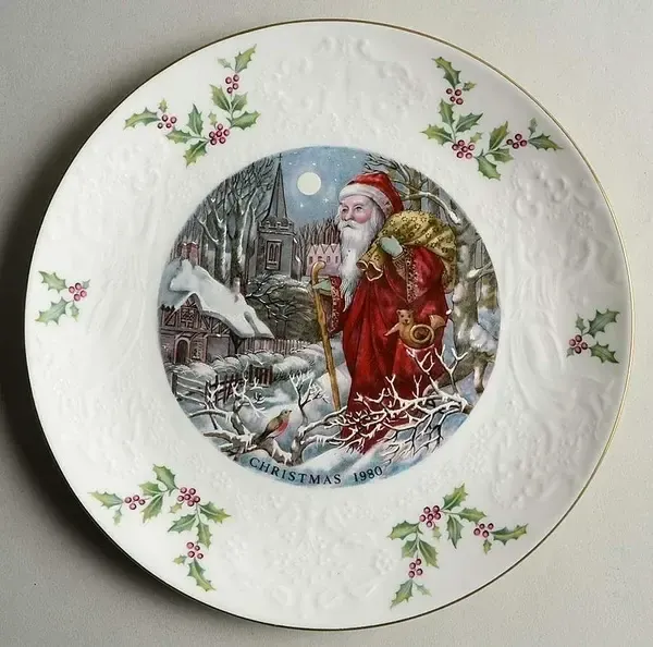 VICTORIAN ANNUAL CHRISTMAS PLATE 8 1/4" 1980