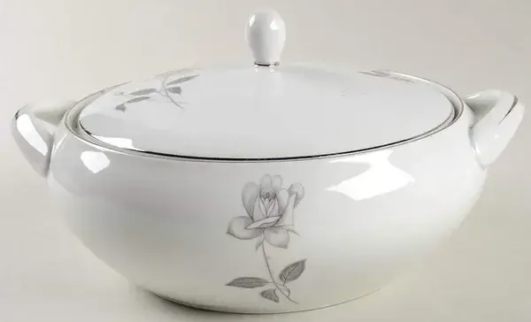 QUEENS ROYAL COVERED VEGETABLE 5 3/8"