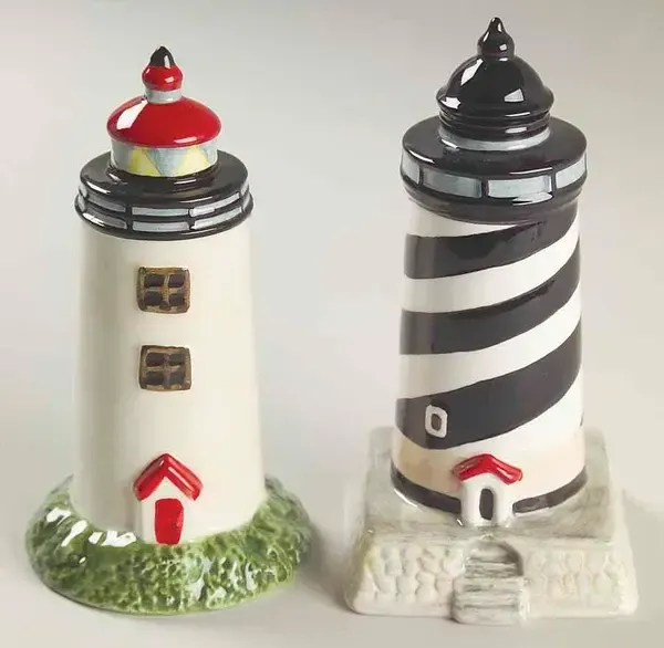 NANTUCKET SHORELINE (DECAL) SALT &amp; PEPPER LIGHTHOUSES