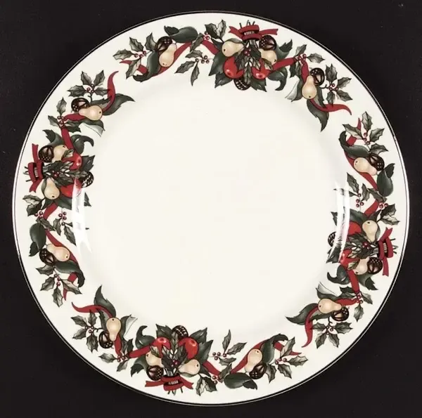 CHRISTMAS BOUNTY DINNER PLATE 10 3/8"