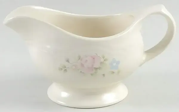 TEA ROSE GRAVY BOAT