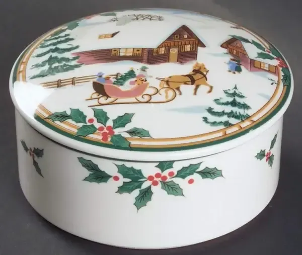 CHRISTMAS MAGIC CANDY BOX W/ LID 4 5/8'