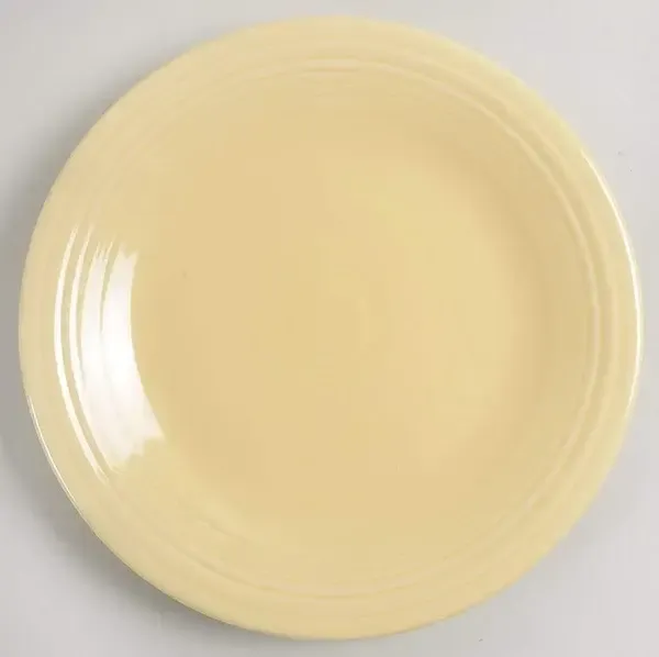 FIESTA IVORY DINNER PLATE 10 1/2"