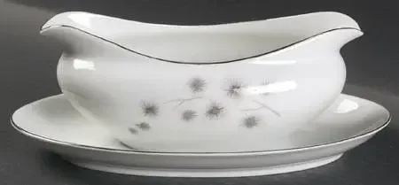 PLATINUM STAR BURST GRAVY BOAT