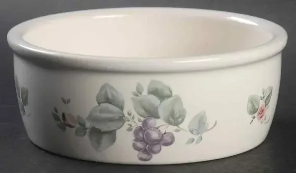 GRAPEVINE INDIVIDUAL CHILI CROCK