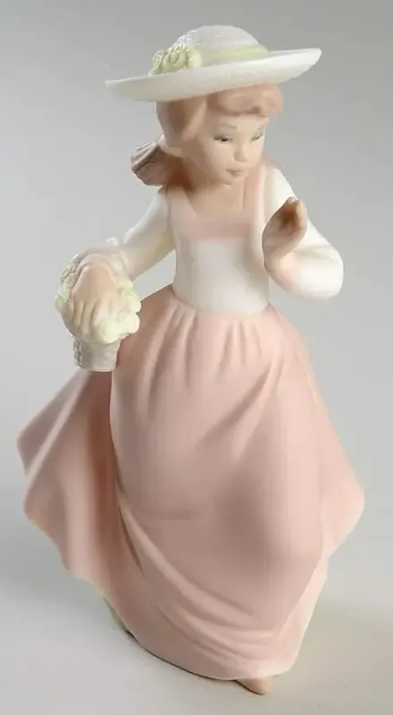 LLADRO GOLDEN MEMORIES LUNCH IN THE PARK