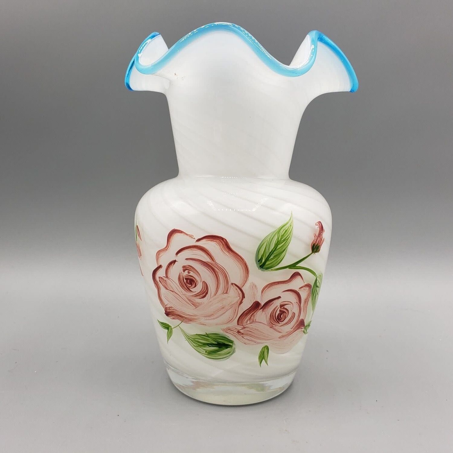 RUFFLE ART AQUA CREST VASE