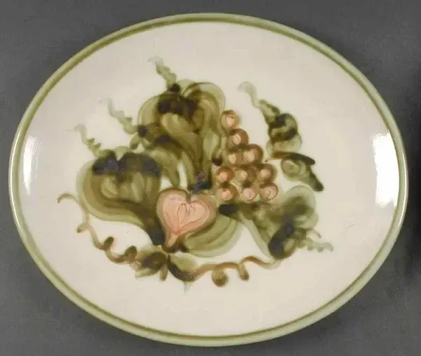 PEAR PLATTER 15 1/2"