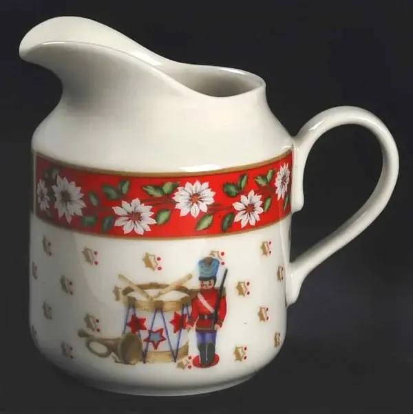 CHARLTON HALL CREAMER